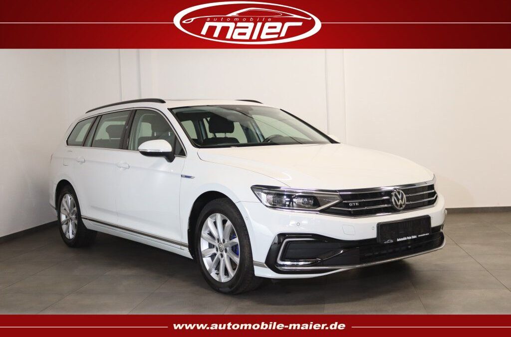 Volkswagen Passat GTE-Virtual-Pano-Navi-Kamera-LED-SHZ-ACC-