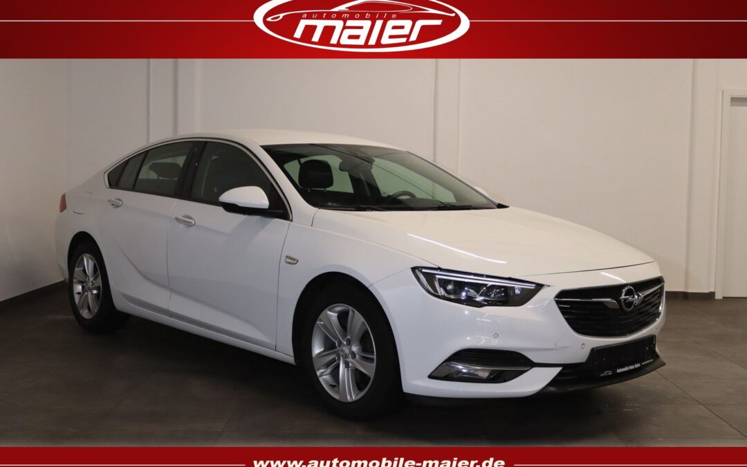 Opel Insignia 1.6 Business NAV-HUD-LED-BOSE-KESSY-SHZ