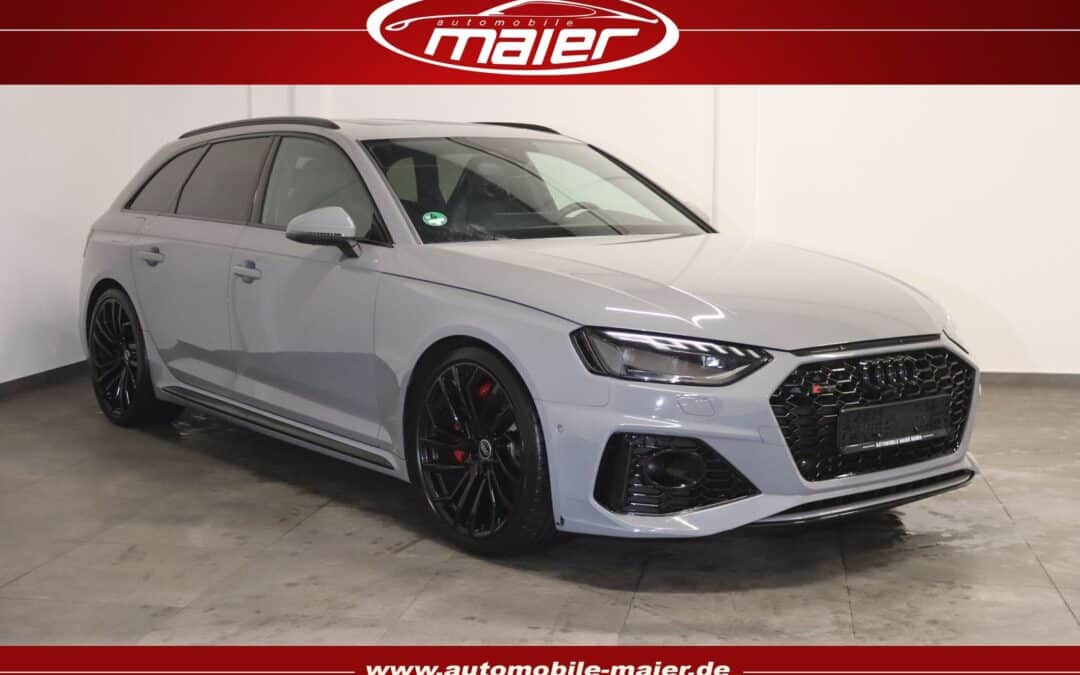 Audi RS4 2.9 TFSI quattro-PANO-MATRIX-HUD-B&O-4xSHZ-