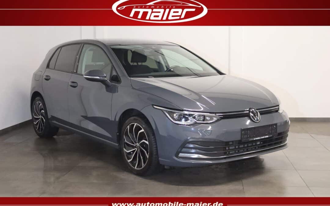 Volkswagen Golf 1.5 TSI Active-Virt.-Navi-LED-KAM-SHZ-ACC-