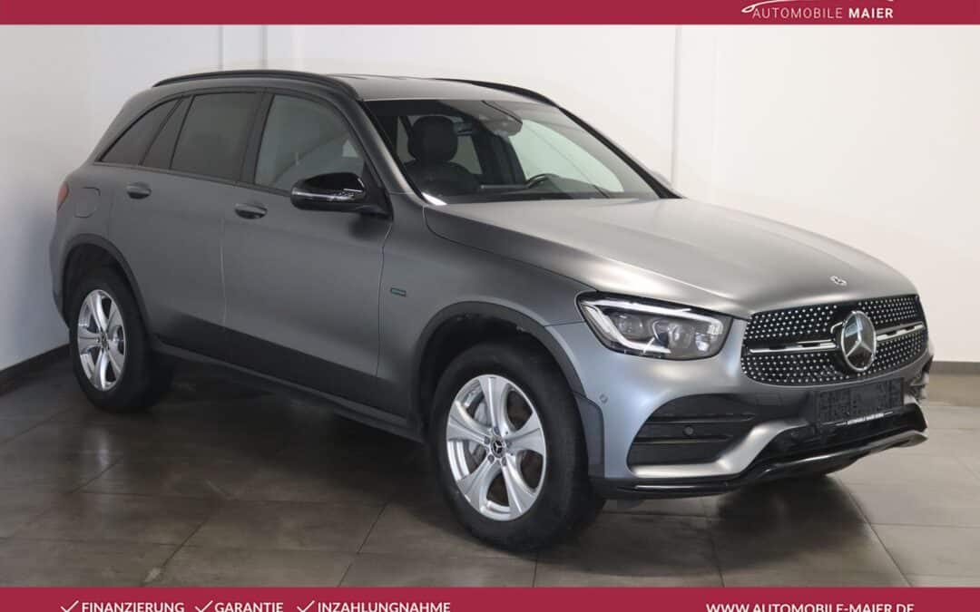 Mercedes-Benz GLC 300 e 4M. AMG Night-MULTIB.-NAV-HUD-AHK-VIRT